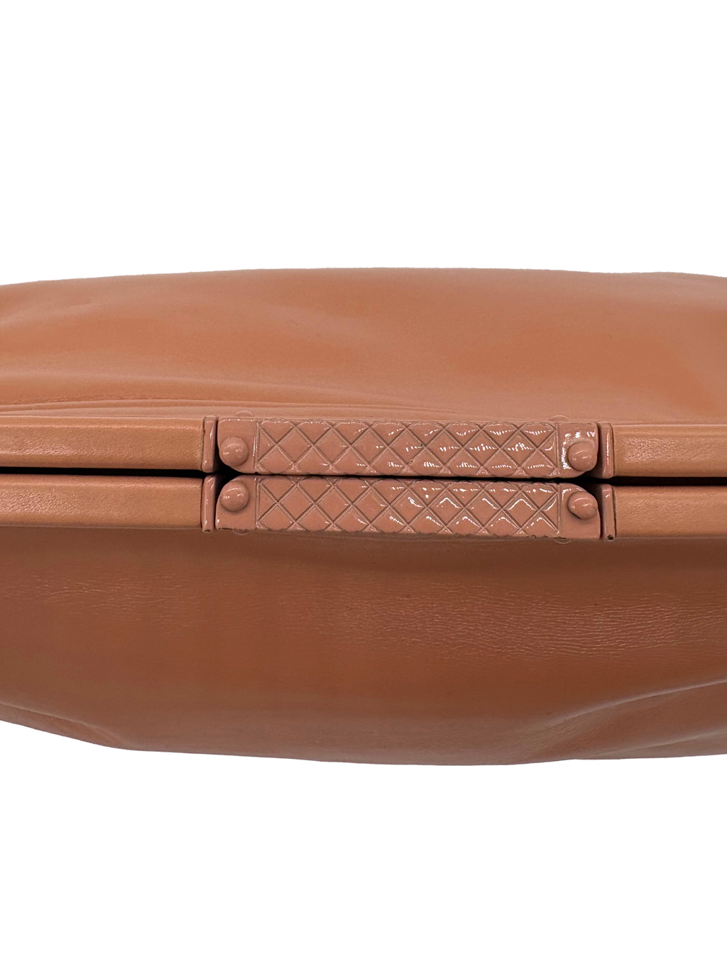 Bottega Veneta Maxi Clutch Setasettanta