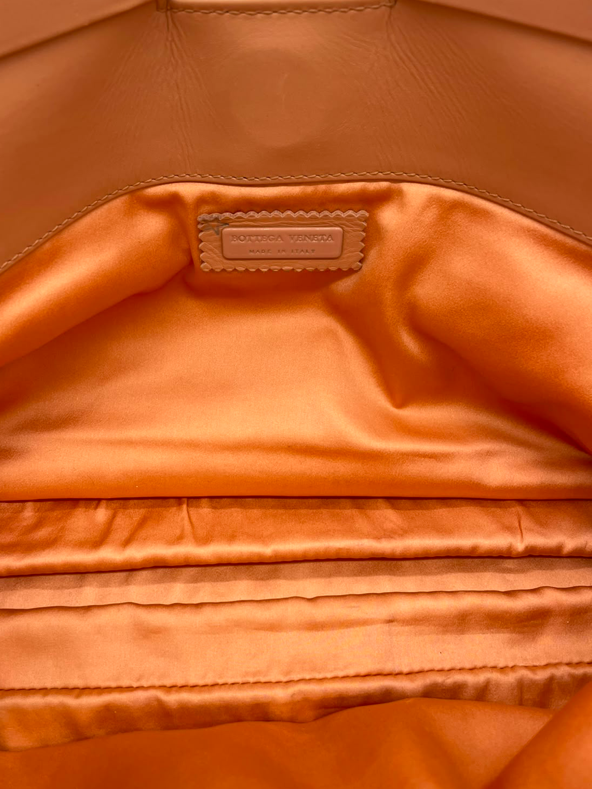 Bottega Veneta Maxi Clutch Setasettanta