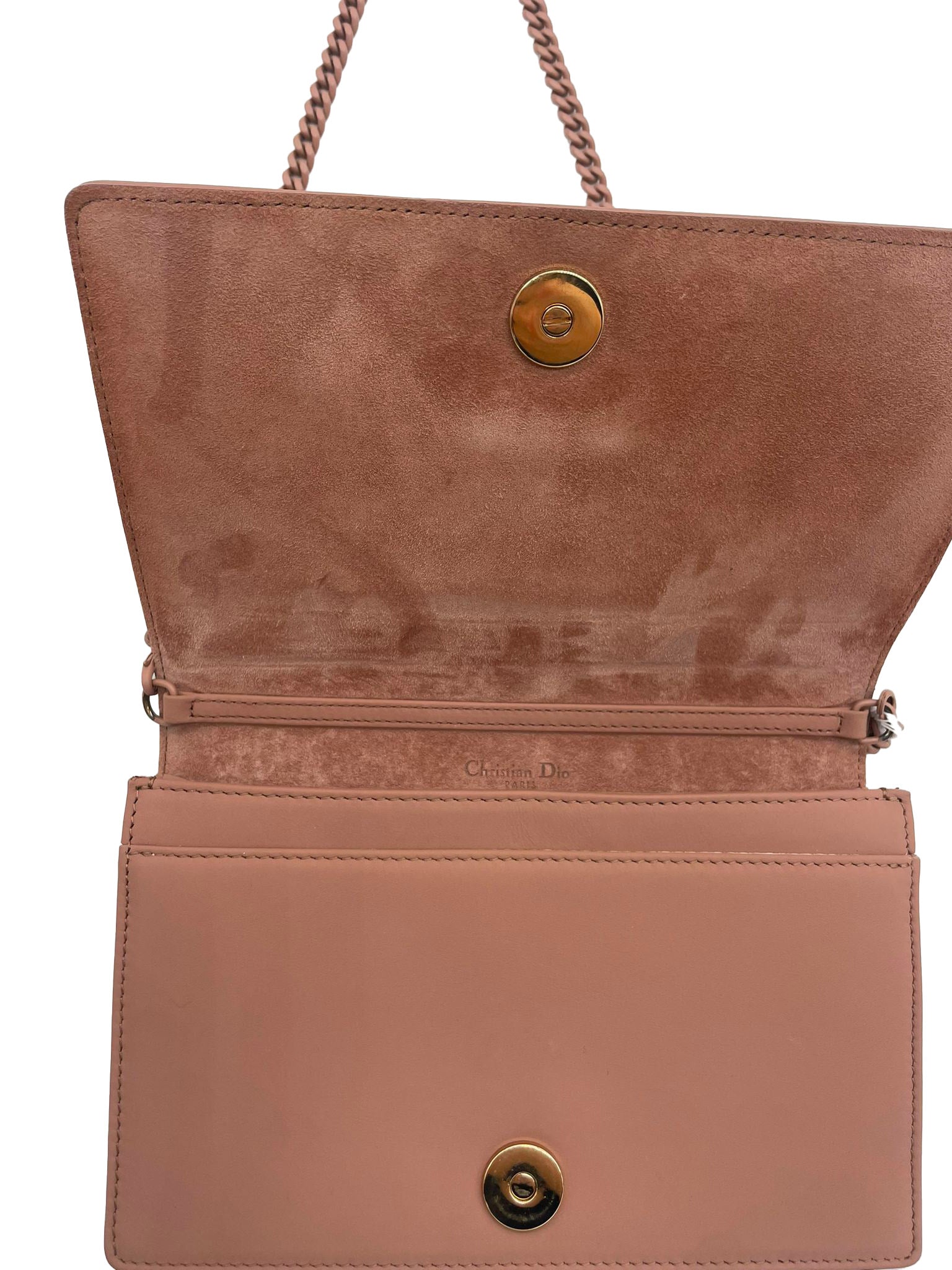 Dior Wallet On Chain Diorama