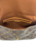 Louis Vuitton Looping