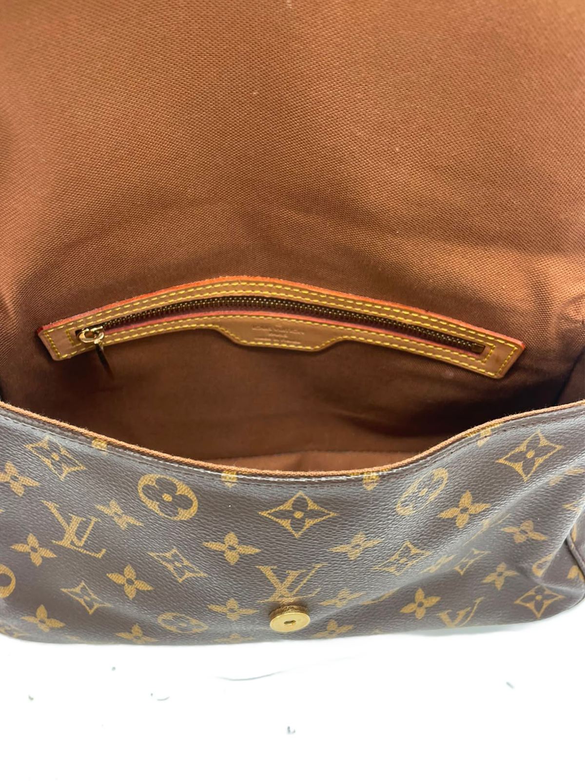 Louis Vuitton Looping