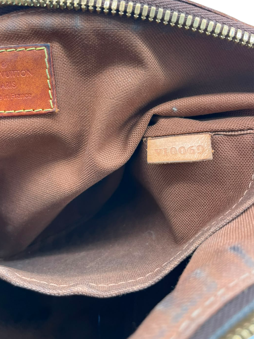Louis Vuitton Saumur