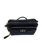 Diorama Dior Wallet on Chain