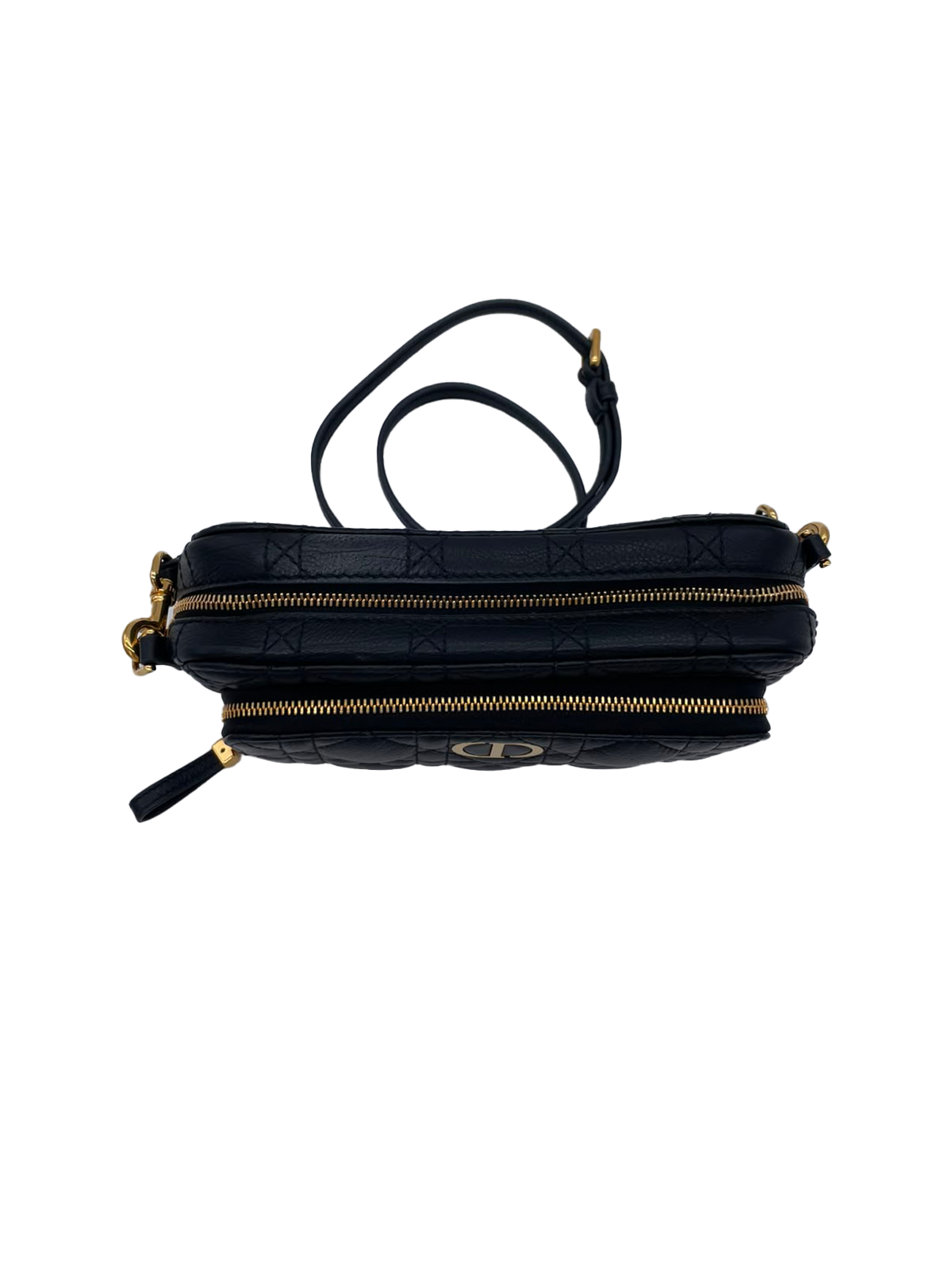 Diorama Dior Wallet on Chain